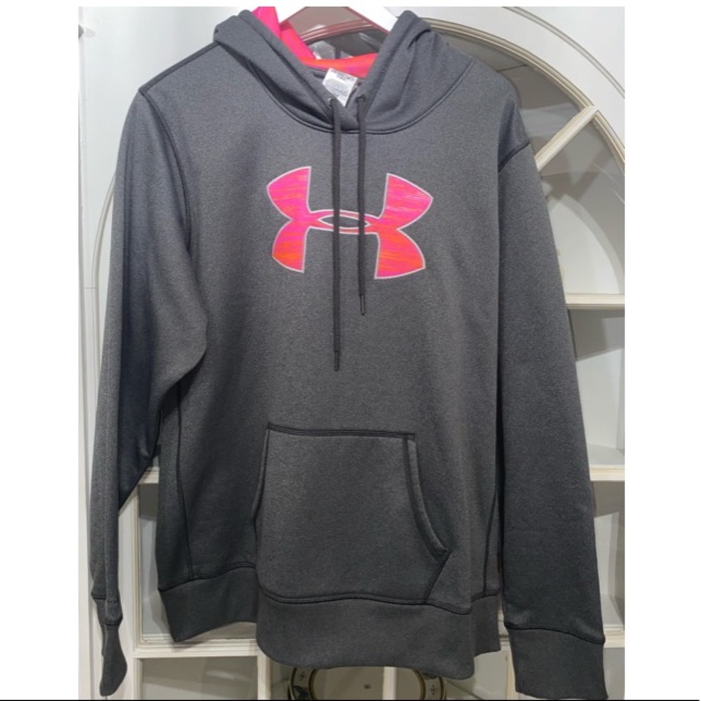 *Last Chance* Under Armour Pull Over Hoodie